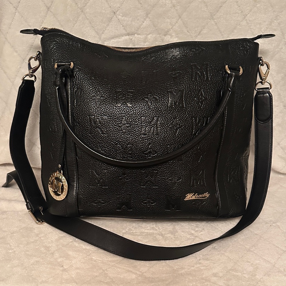 Black Textured MetroCity Women's Tote